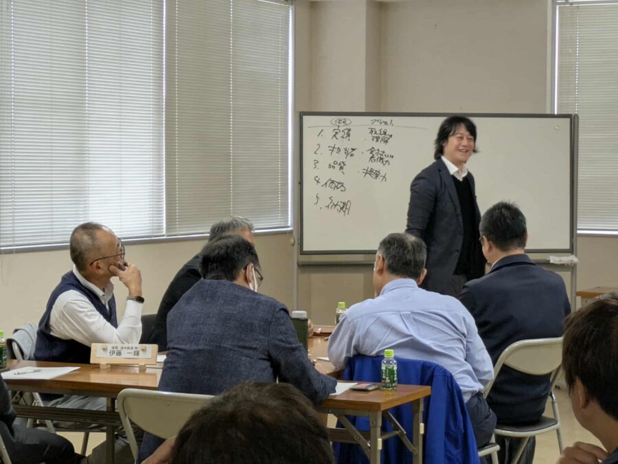 2025/11/4浜松地域FSC・CLT 利活用推進協議会 木材利用連携部会の風景