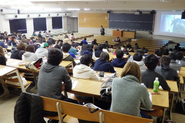 【法政大学】「地域問題入門」「地域経済論」におけるゲスト講義