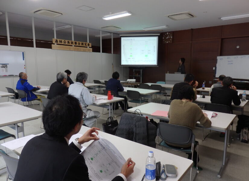 京都府立林業大学校での講座風景